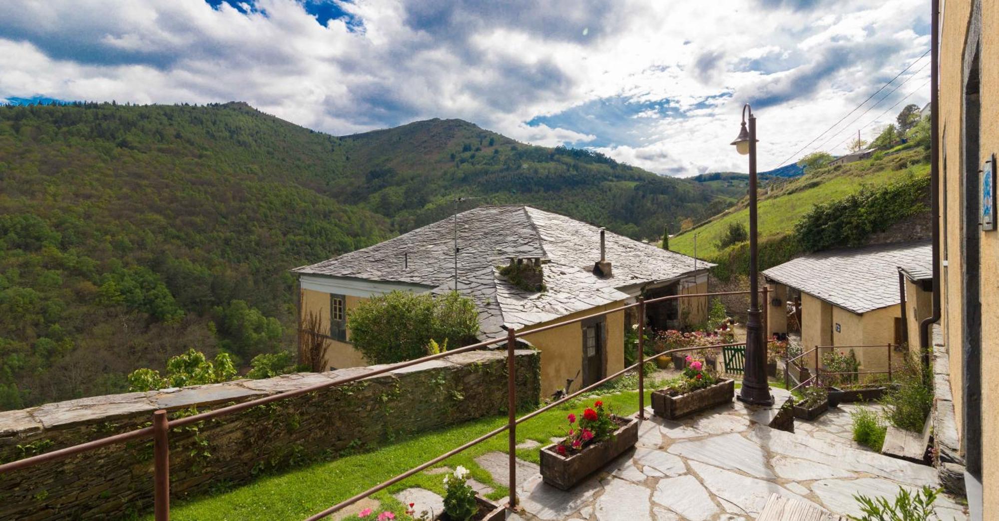 Apartamentos Rurales El Bosque De Las Vinas Boal Buitenkant foto